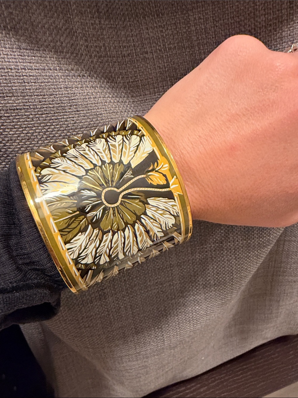 Hermes Olive Floral Resin Cuff Bracelet - Men Accessories
